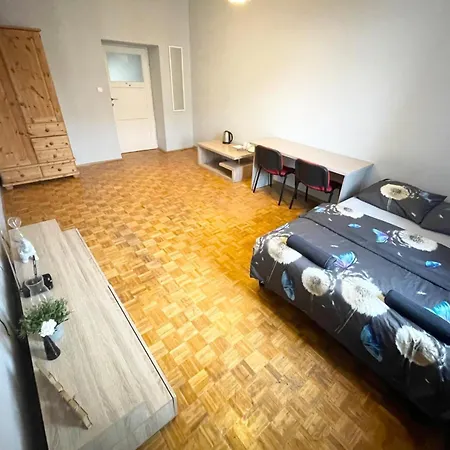 Fantastic Waw - G 2 Warszawa